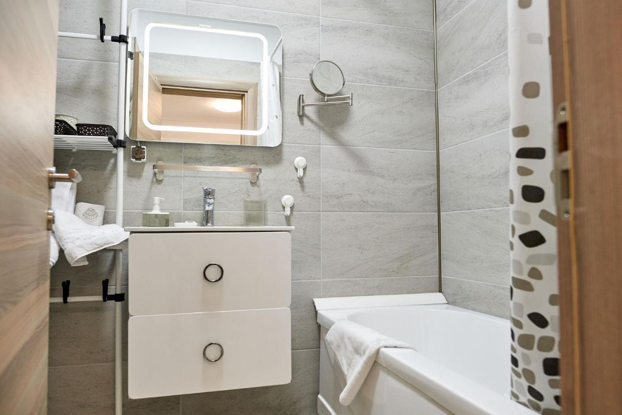 Crystal 26 Apartment - Spa Pool Beach Resort Năvodari 외부 사진