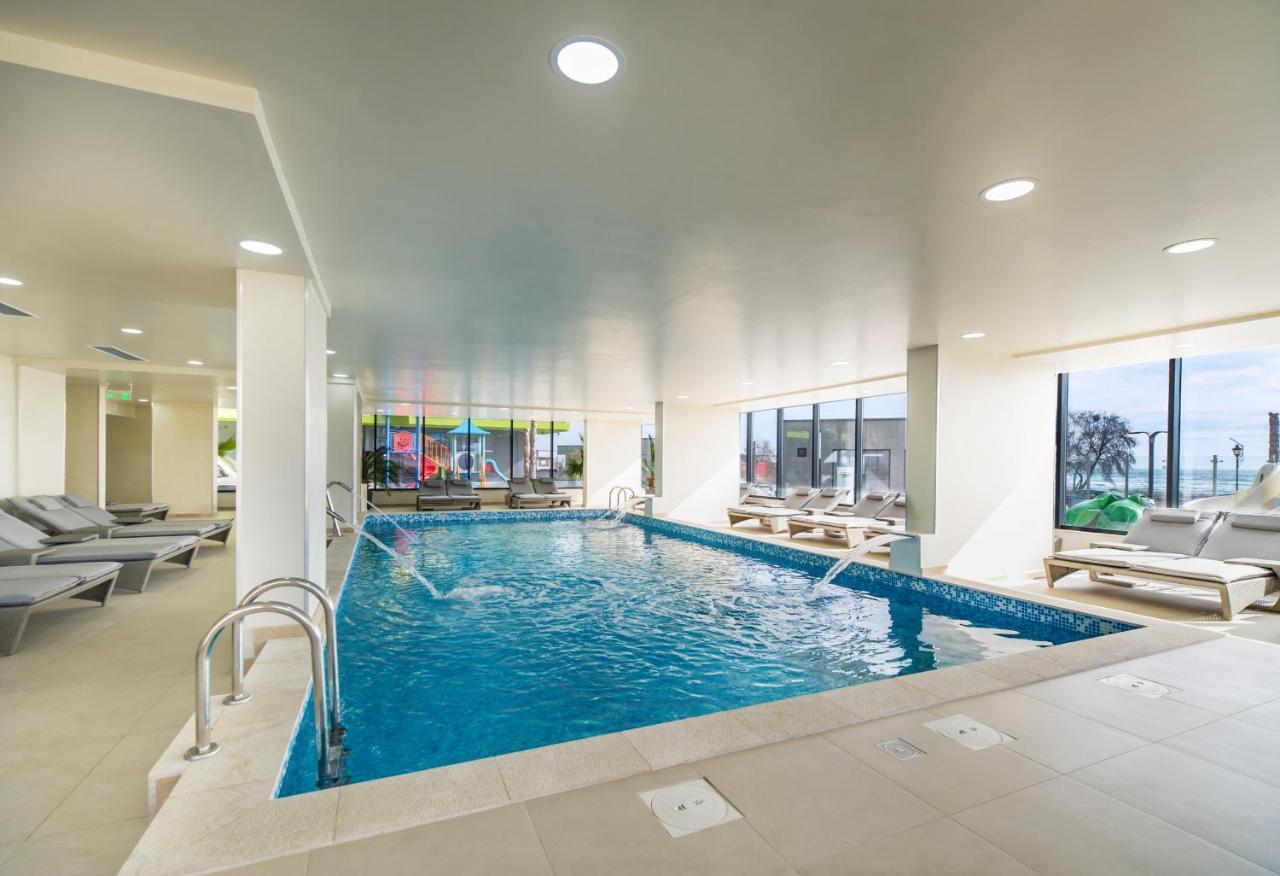 Crystal 26 Apartment - Spa Pool Beach Resort Năvodari 외부 사진
